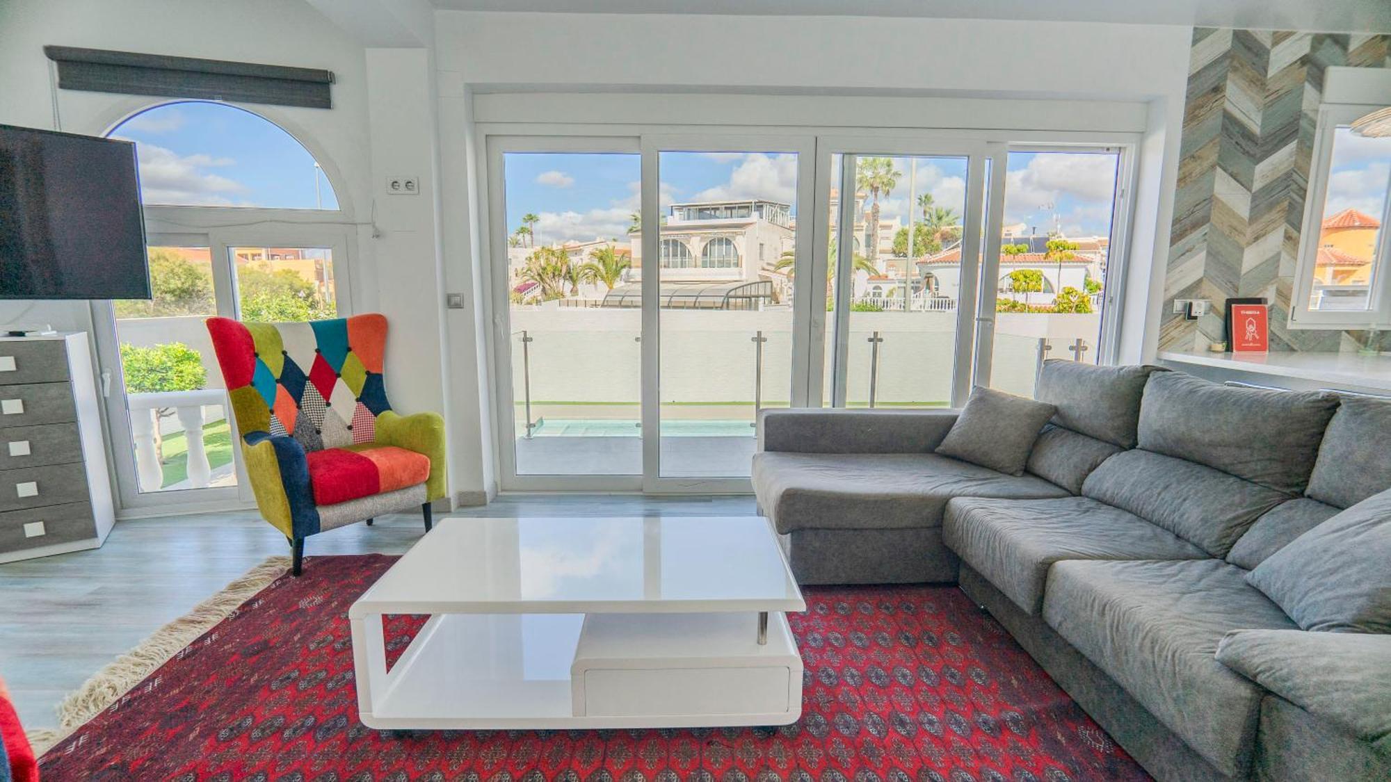 Modern Detached 4 Bed 3 Bath Villa With Private Pool Close To All Amenities Villamartin  Luaran gambar