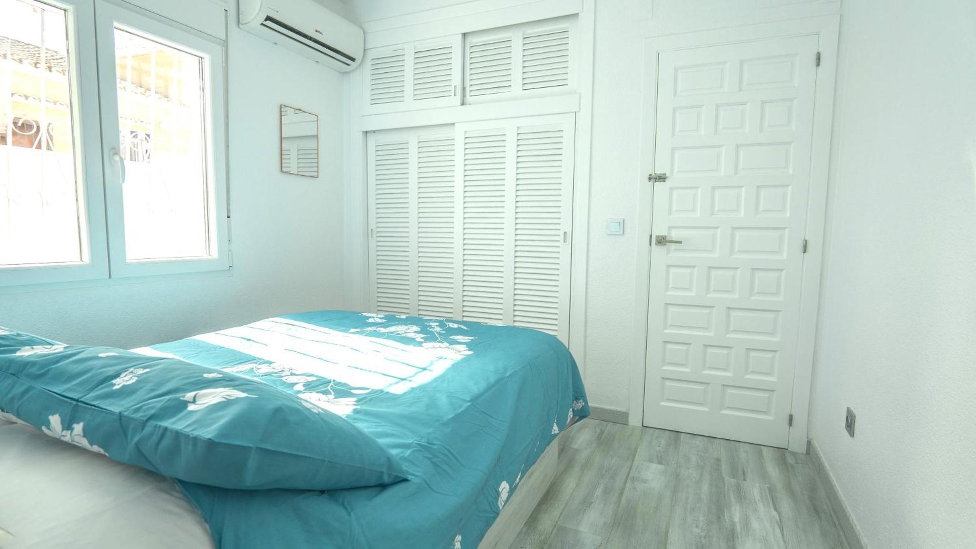 Modern Detached 4 Bed 3 Bath Villa With Private Pool Close To All Amenities Villamartin  Luaran gambar